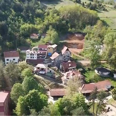 Hotel Domacinstvo Jolovic Kraljevo Exterior foto